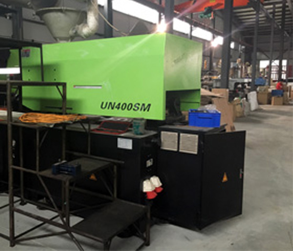 石家莊注塑模具車間設備